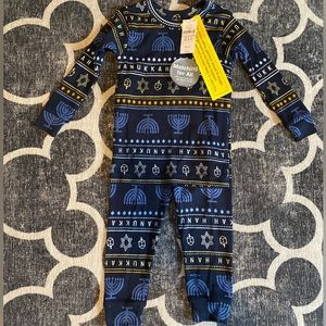 NWT Carter’s Hanukkah Pajamas